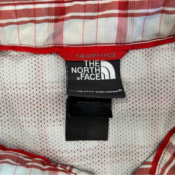 North Face Men’s Red/White Plaid Button Down Shirt. Size large. - Picture 8 of 10